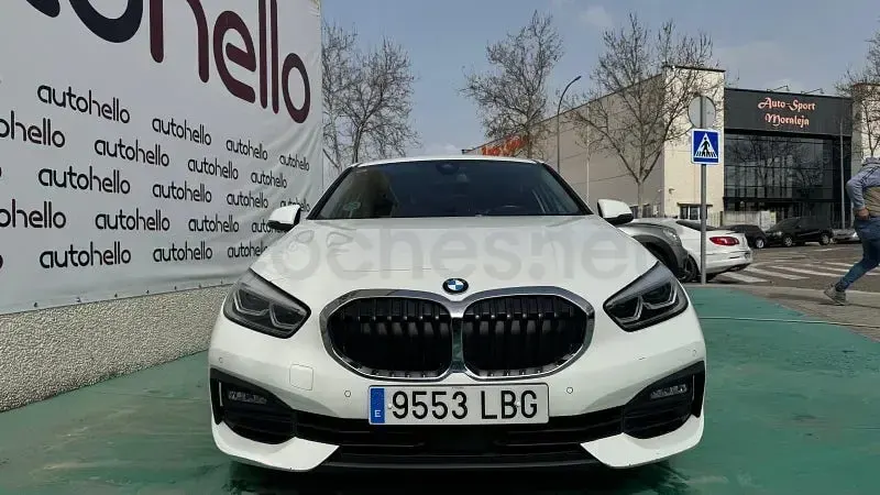 Usado BMW 118 150 CV (110 kW) 2020 Blanco Berlina