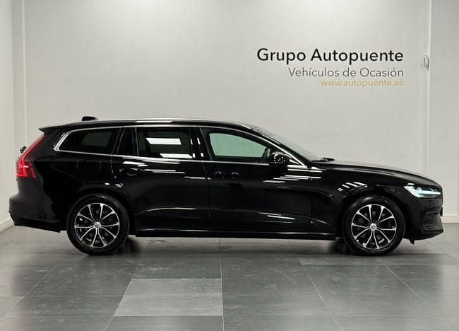 Usado Volvo V60 Momentum 197 CV (144 kW) 2021 Negro Familiar