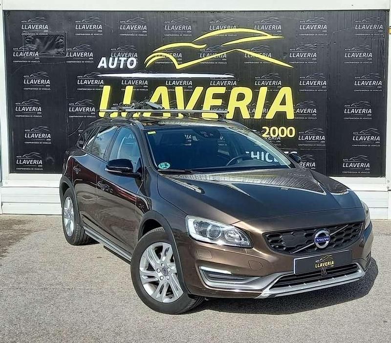 Usado Volvo V60 CC Summum 150 CV (110 kW) 2015 Beige Familiar