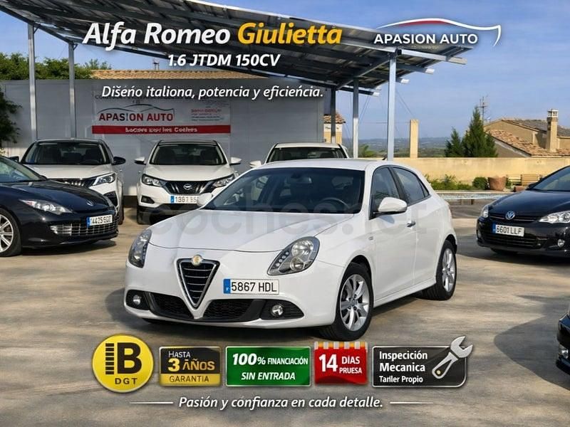 Usado Alfa Romeo Giulietta Distinctive 105 CV (77 kW) 2014 Blanco Utilitario