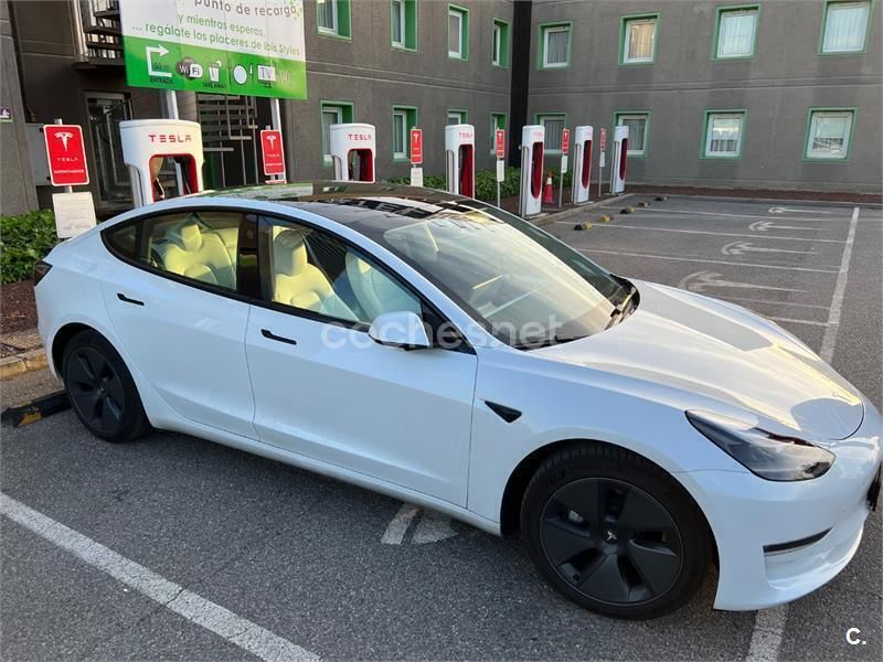 Eléctrico Usado 2021 Tesla Model 3 Berlina | 32.000 € - Imagen 1/1