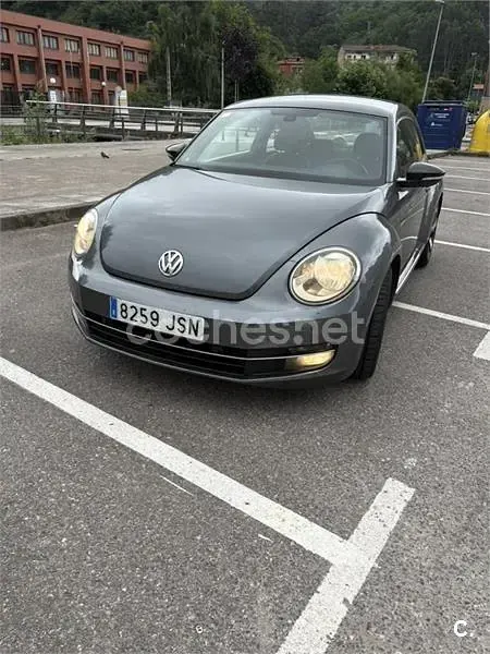 Usado VW Beetle Sport 200 CV (147 kW) 2012 Gris / plata Utilitario