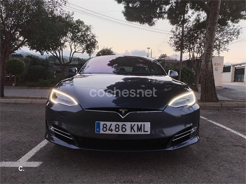 Käytetty Tesla Model S 567 kW (772 HP) 2018 Eléctrico Viistoperä