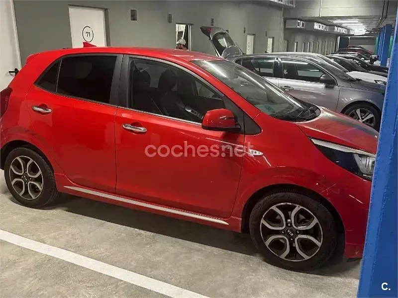 Usado Kia Picanto GT-Line 84 CV (61 kW) 2018 Rojo Utilitario