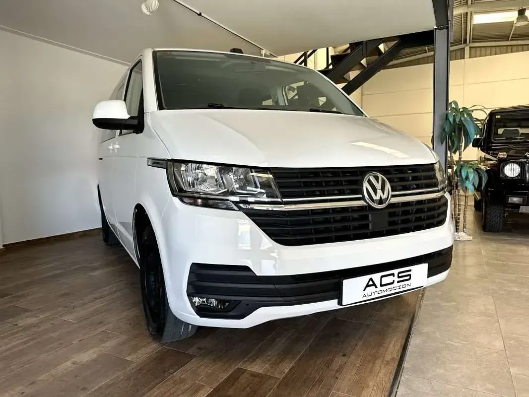 Usado VW Caravelle Trendline 114 CV (83 kW) 2020 Blanco Van