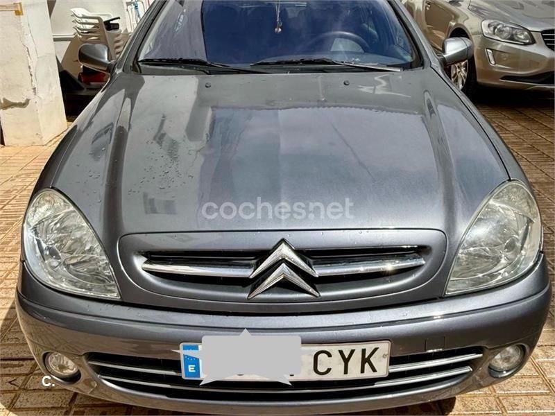Gris / plata Usado 2004 Citroën Xsara Exclusive Berlina | 2990 € (Un poco caro) - Imagen 1/4
