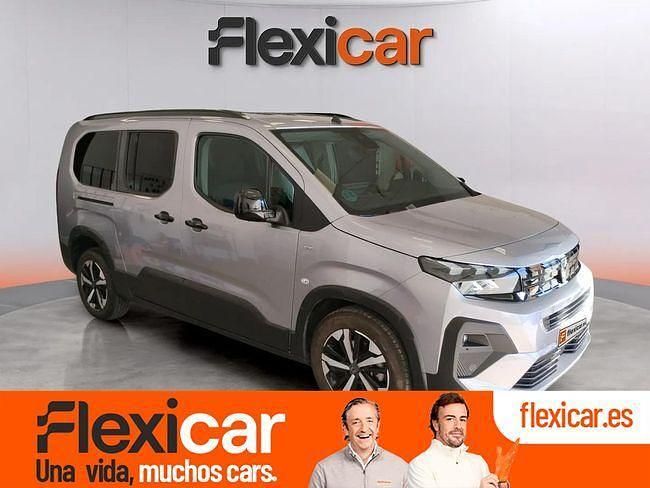 Gris / plata Usado 2025 Peugeot Rifter GT Monovolumen | 29.990 € (Caro) - Imagen 1/4