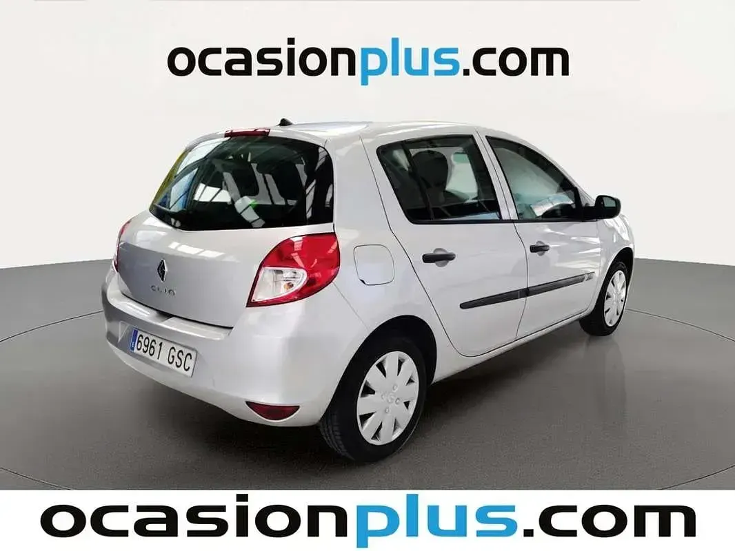 Usado Renault Clio Authentique 75 CV (55 kW) 2009 Gris Utilitario