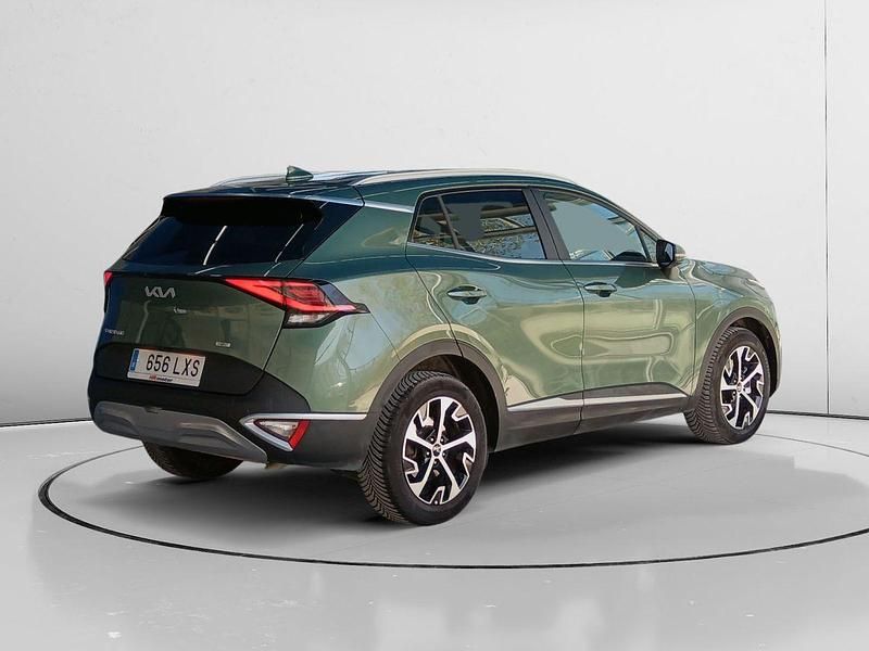Usado Kia Sportage 230 CV (169 kW) 2022 Verde SUV
