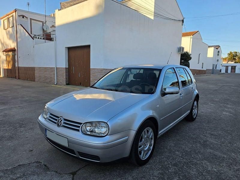 Usado VW Golf IV Edition 130 CV (95 kW) 2004 Gris / plata Berlina