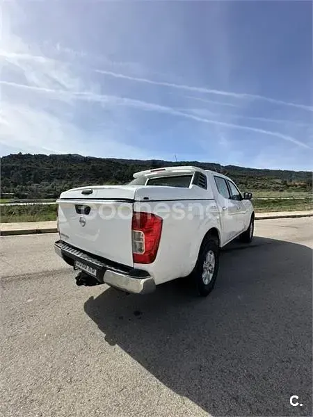 Usado Nissan Navara Acenta 160 CV (117 kW) 2016 Blanco Pickup/Camioneta