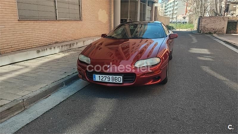 Usado Chevrolet Camaro 193 CV (141 kW) 1998 Rojo Coupe