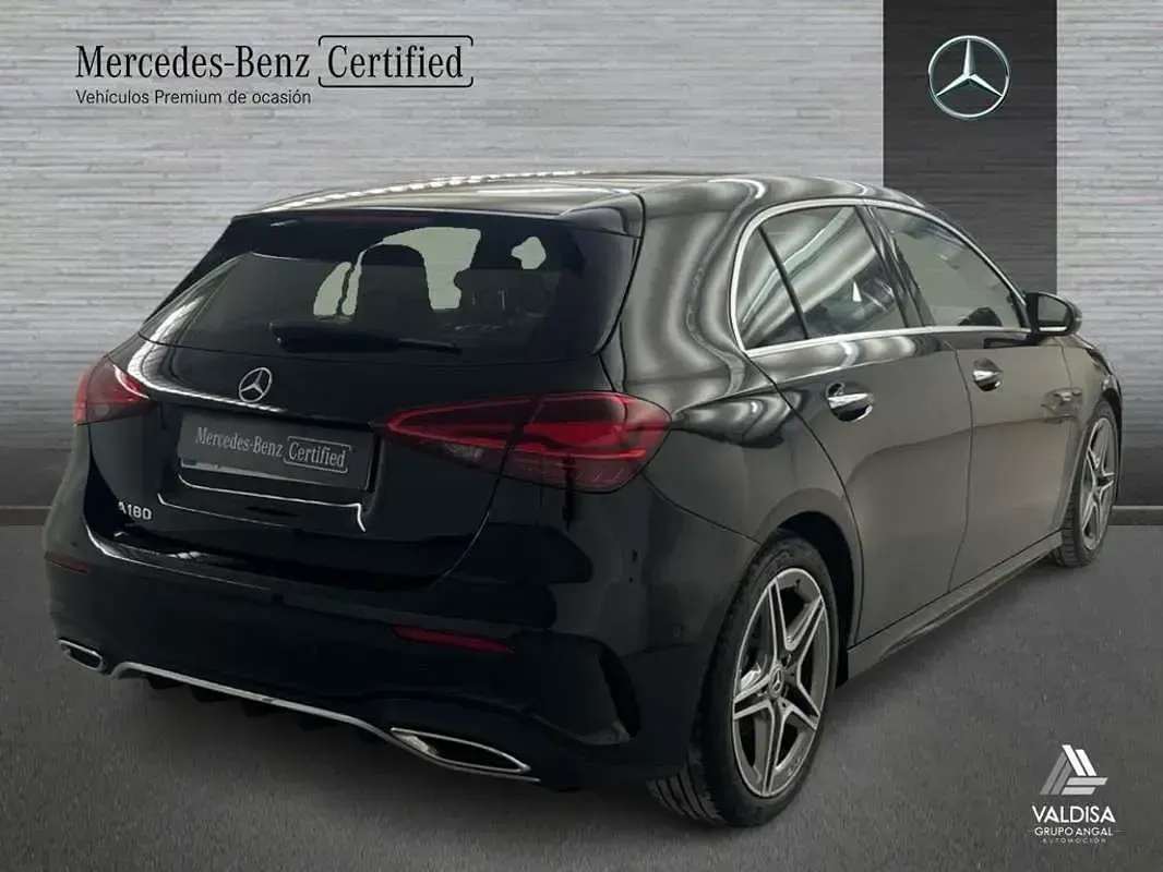 Usado Mercedes A180 136 CV (100 kW) 2025 Berlina