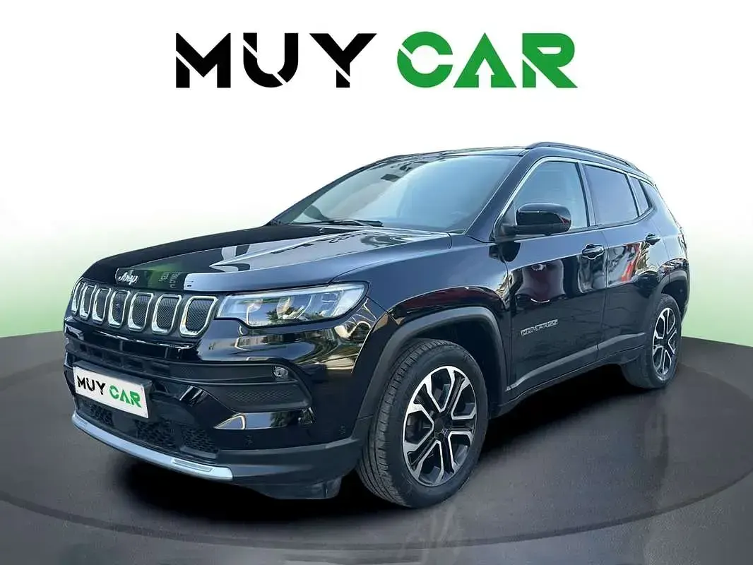 Usado Jeep Compass Night Eagle 131 CV (96 kW) 2023 Negro SUV
