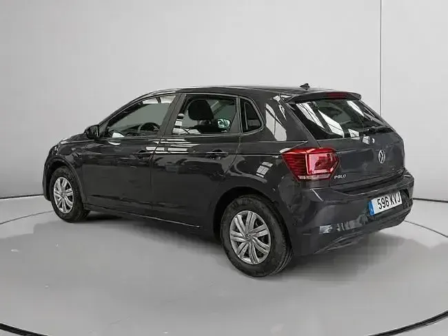 Usado VW Polo Edition 65 CV (47 kW) 2019 Gris / plata Utilitario