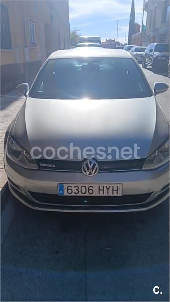 Gris / plata Usado 2014 VW Golf Berlina | 6400 € (Super precio) - Imagen 1/4