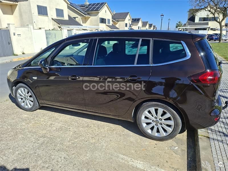 Usado Opel Zafira Tourer Excellence 136 CV (100 kW) 2014 Marrón Monovolumen