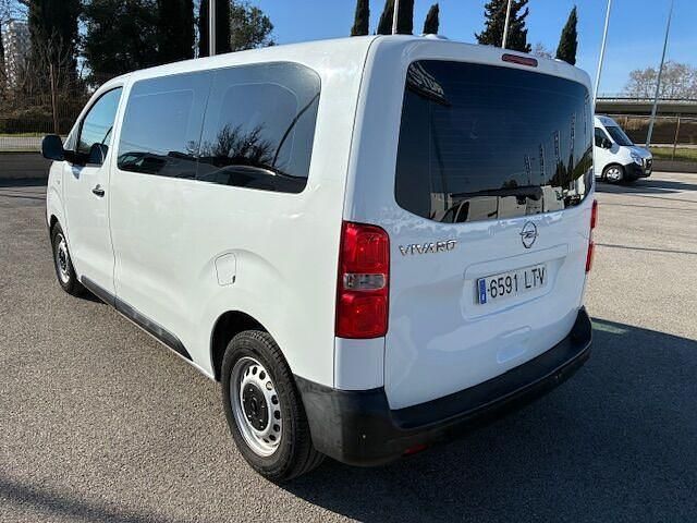 Usado Opel Vivaro 120 CV (88 kW) 2021 Blanco Monovolumen
