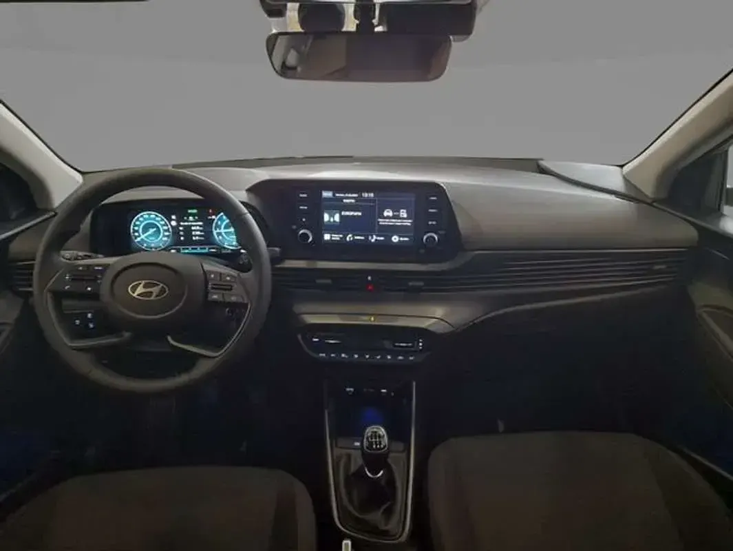 Usado Hyundai i20 101 CV (74 kW) 2025 Negro Utilitario