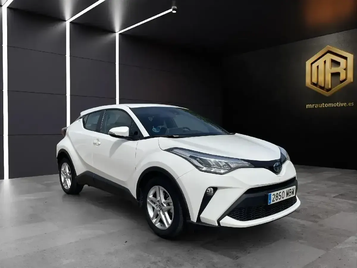 Usado Toyota C-HR Active 122 CV (89 kW) 2022 Blanco SUV