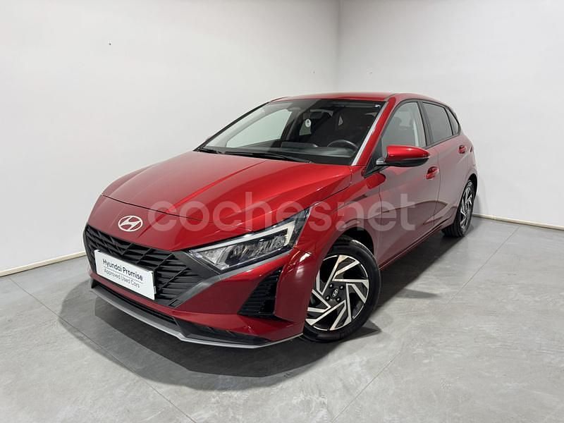 Rojo Usado 2024 Hyundai i20 Berlina | 17.400 € (Precio justo) - Imagen 1/4