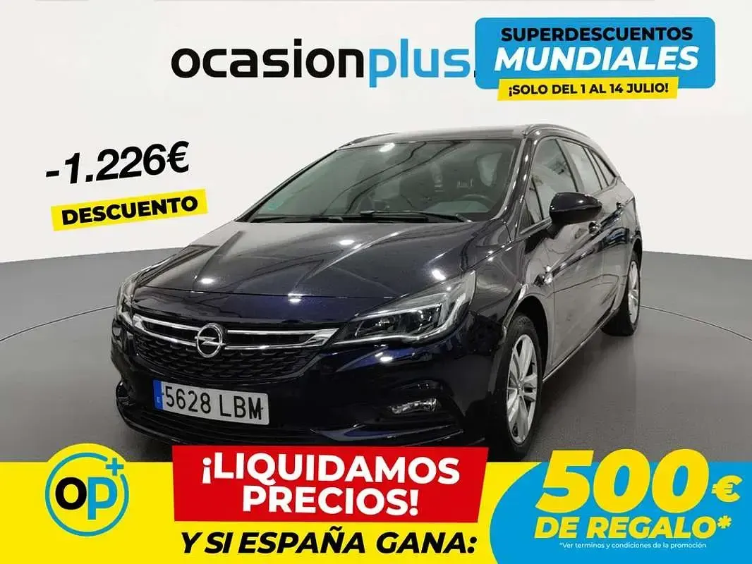 Usado Opel Astra Selective 110 CV (80 kW) 2019 Azul Familiar