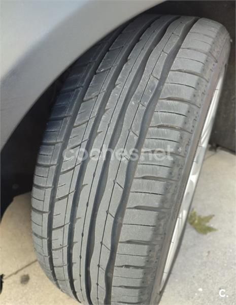 Usado Mini Cooper 120 CV (88 kW) 2009 Rojo Utilitario