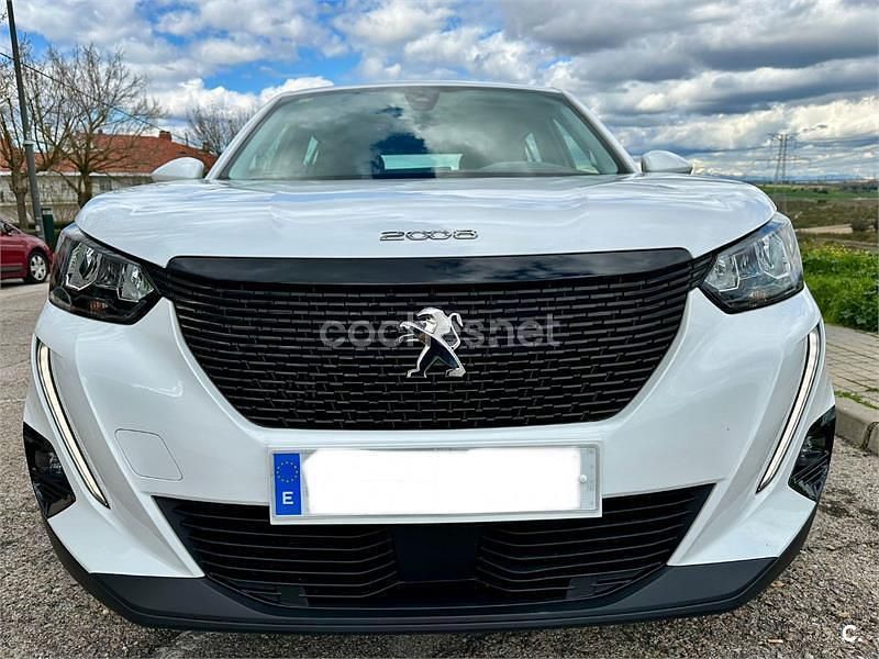 Usado Peugeot 2008 Active 100 CV (73 kW) 2021 Blanco SUV