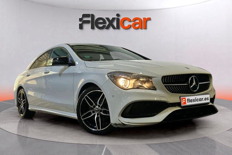 Blanco Usado 2017 Mercedes CLA180 Berlina | 17.490 € (Super precio) - Imagen 1/4