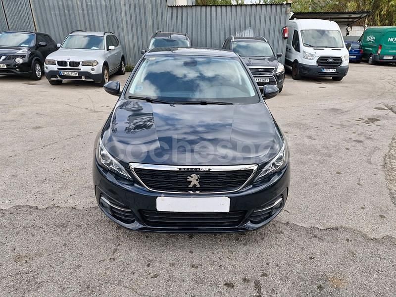 Negro Usado 2018 Peugeot 308 Allure Berlina | 7980 € (Super precio) - Imagen 1/4
