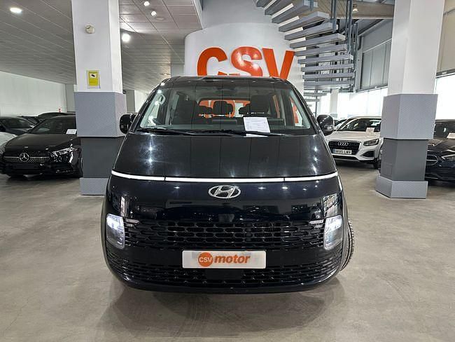 Usado Hyundai Staria 170 CV (125 kW) 2023 Negro Monovolumen