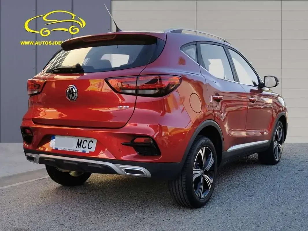 Usado MG ZS Luxury 111 CV (81 kW) 2022 Burdeos SUV