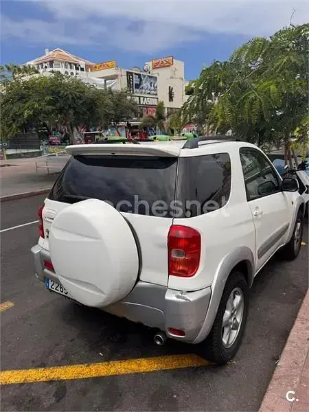 Usado Toyota RAV4 Luna 125 CV (91 kW) 2003 Blanco SUV