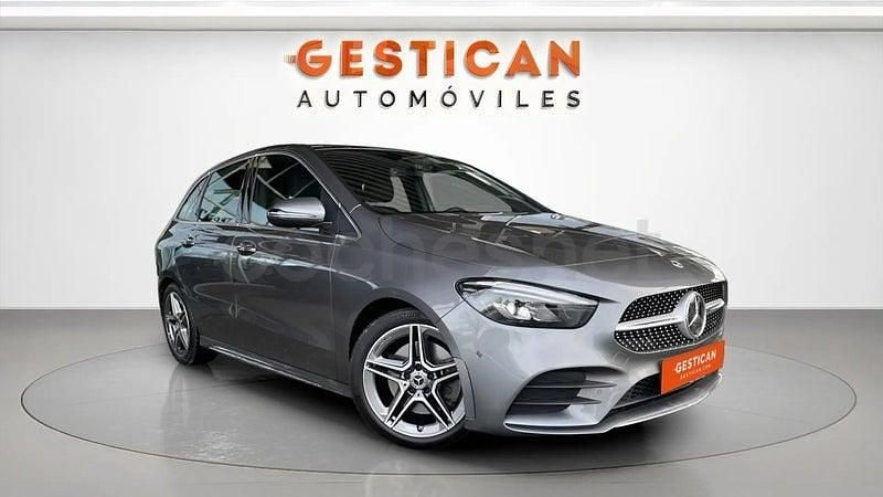 Usado Mercedes B250e 218 CV (160 kW) 2022 Gris / plata Monovolumen