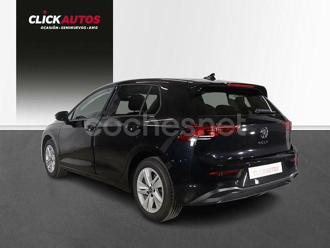 Usado VW Golf VIII Life 110 CV (80 kW) 2023 Negro Berlina