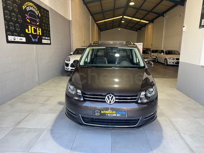Usado VW Sharan Sport 140 CV (102 kW) 2015 Marrón Monovolumen