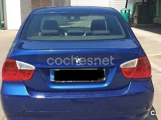 Usado BMW 320 163 CV (119 kW) 2007 Azul Berlina