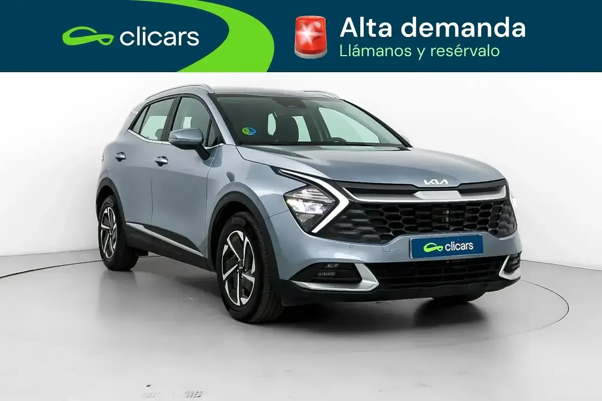 Usado Kia Sportage 160 CV (117 kW) 2025 Gris / plata SUV