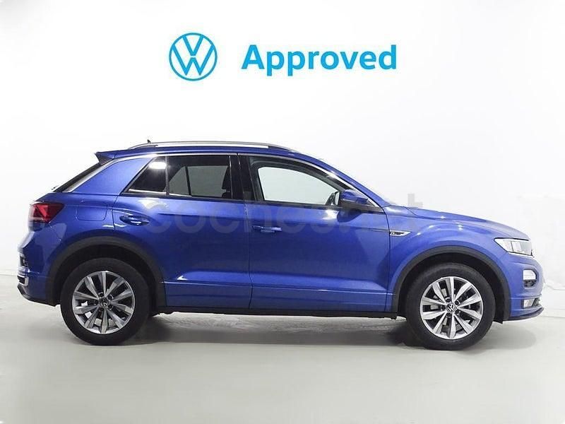 Usado VW T-Roc Advance 110 CV (80 kW) 2022 Azul SUV