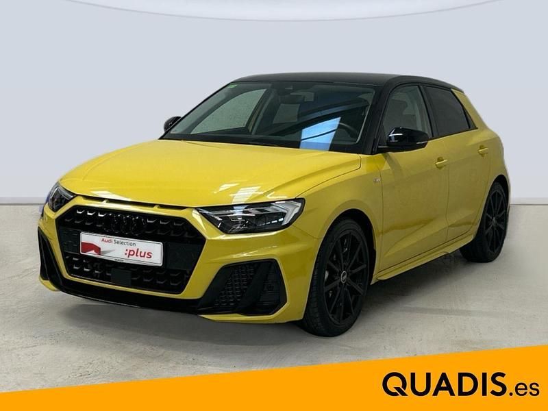 Usado Audi A1 Ambiente 110 CV (80 kW) 2022 Amarillo SUV