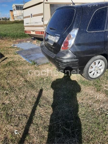 Usado Suzuki Liana 90 CV (66 kW) 2006 Negro Berlina