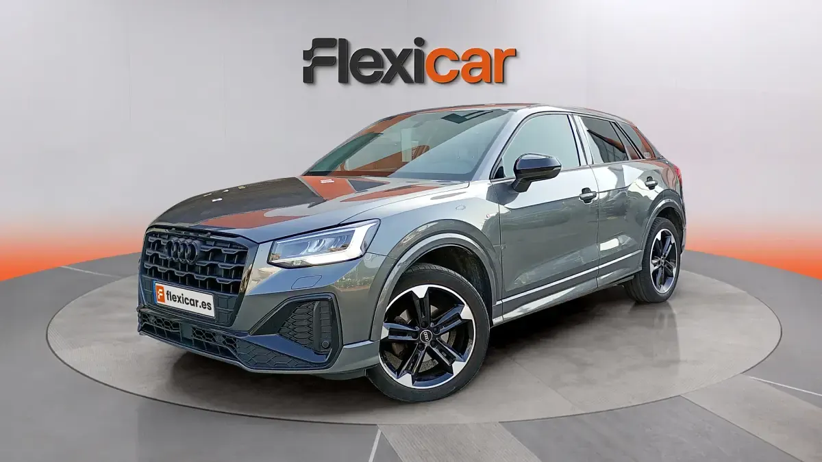 Usado Audi Q2 Premium 116 CV (85 kW) 2021 Gris SUV
