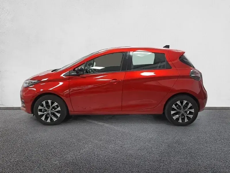 Usado Renault Zoe Evolution 80 kW (110 CV) 2023 Rojo Utilitario