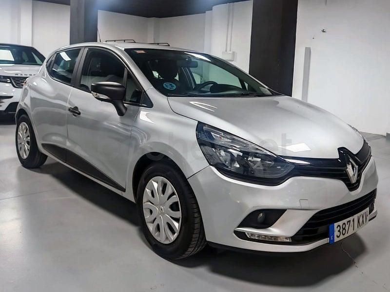 Usado Renault Clio IV Business 75 CV (55 kW) 2019 Gris / plata Berlina
