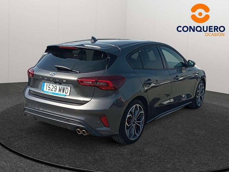 Usado Ford Focus ST-Line X 125 CV (91 kW) 2024 Gris Utilitario