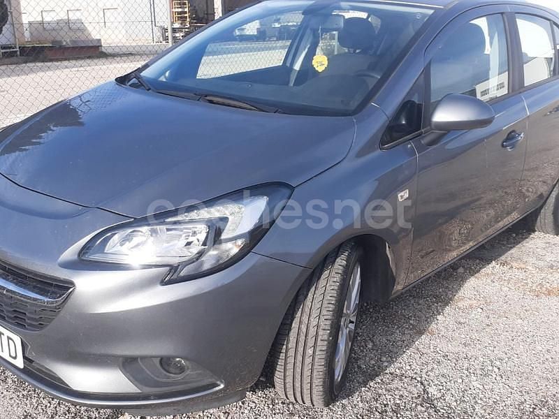 Usado Opel Corsa Selective 90 CV (66 kW) 2019 Gris / plata Berlina