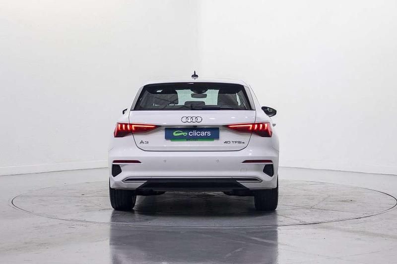 Usado Audi A3 Sportback Premium 150 CV (110 kW) 2022 Blanco Utilitario