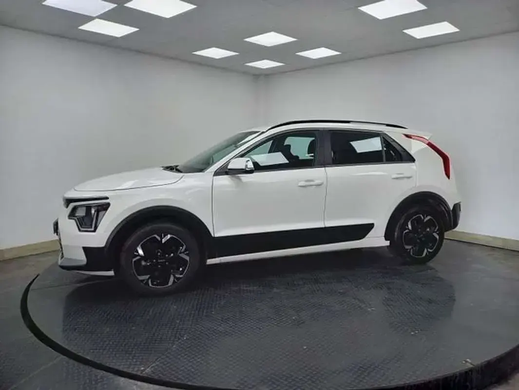 Usado Kia e-Niro 150 kW (204 CV) 2023 Blanco SUV
