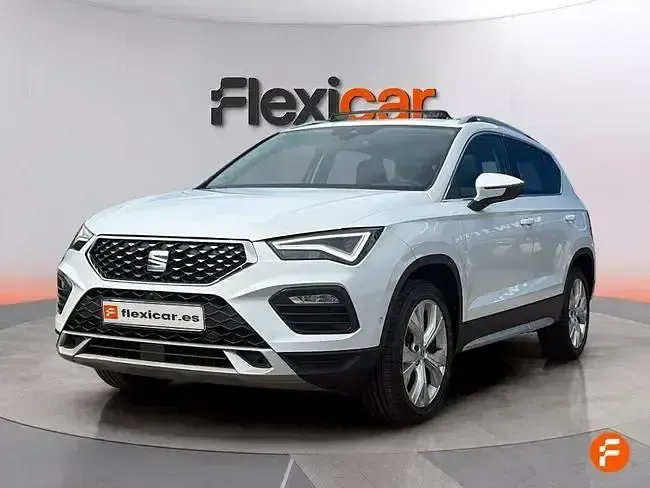 Usado Seat Ateca Style 150 CV (110 kW) 2022 Blanco SUV