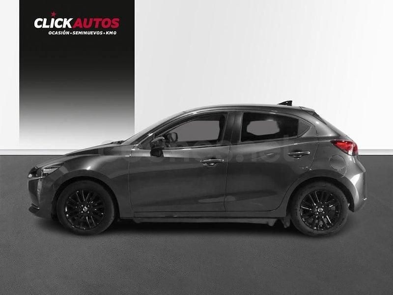 Usado Mazda 2 75 CV (55 kW) 2023 Gris / plata Utilitario